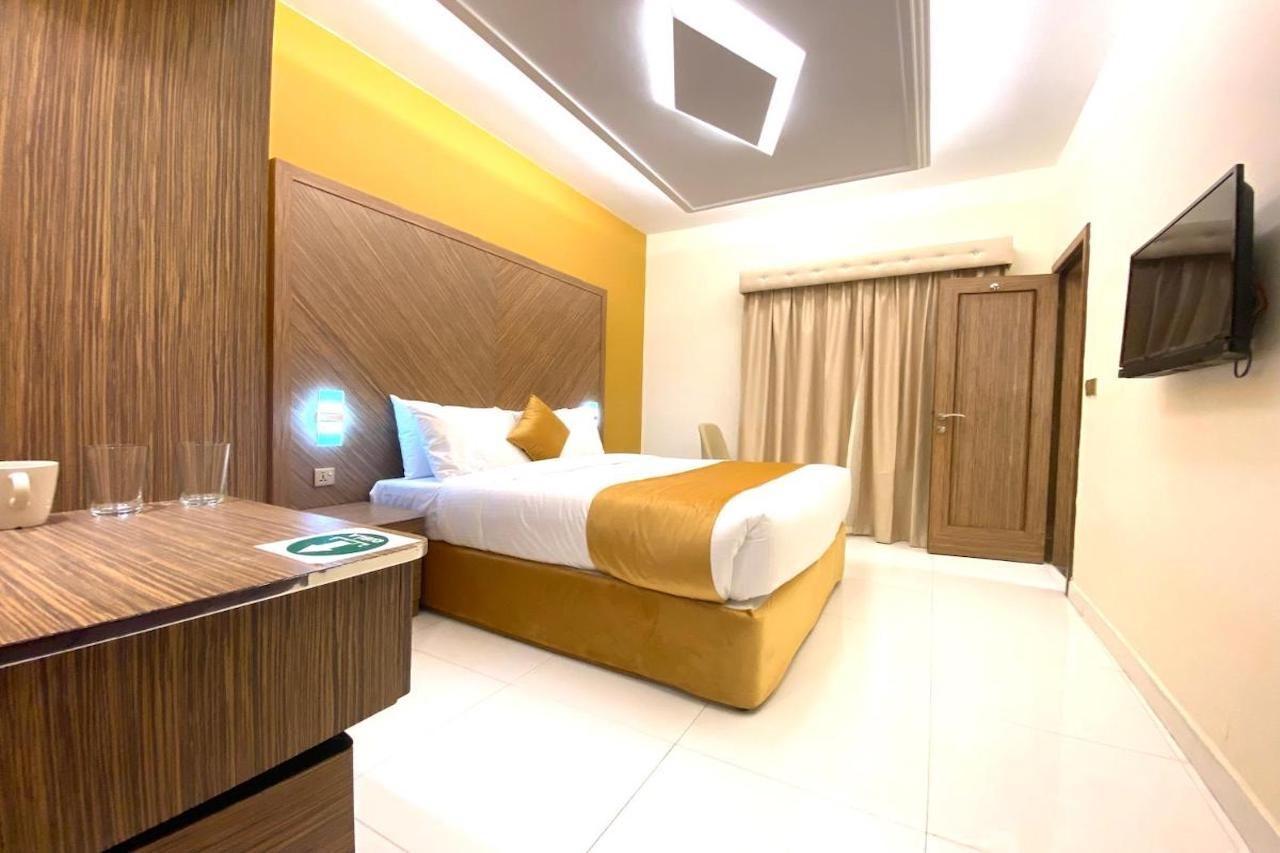 Sun City International Hotel Dubai Exterior photo